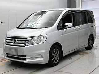 Honda Step Wagon 2013