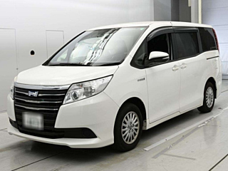 Toyota Noah 2016