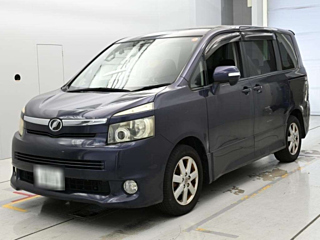 Toyota Voxy 2008