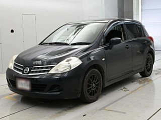 Nissan Tiida 2011