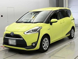 Toyota Sienta 2015