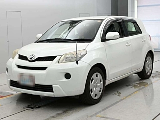 Toyota Ist 2010