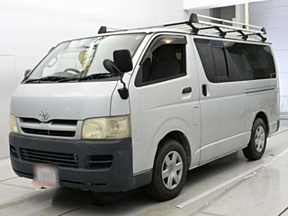 Toyota Regius 2005