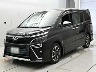 Toyota Voxy 2018