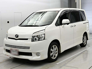 Toyota Voxy 2008