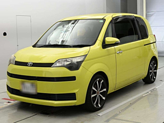 Toyota Spade 2013