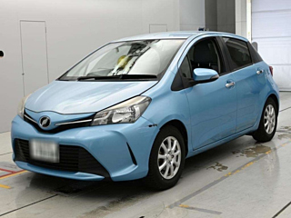 Toyota Vitz 2015