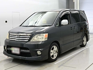 Toyota Noah 2004
