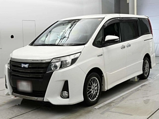 Toyota Noah 2016