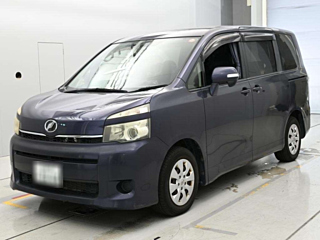 Toyota Voxy 2012