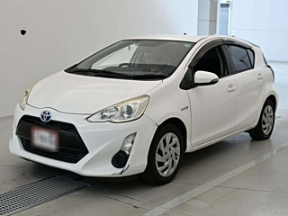 Toyota Aqua 2015