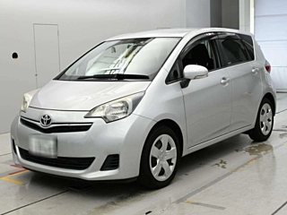 Toyota Ractis 2013