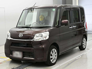 Daihatsu Tanto 2015