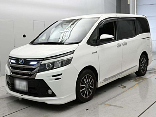 Toyota Voxy 2014
