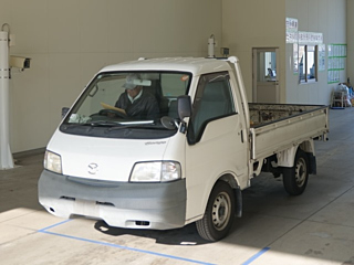 MAZDA BONGO SK82T