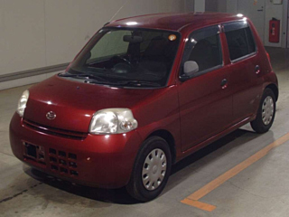 DAIHATSU ESSE