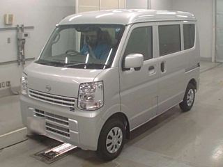 NISSAN CLIPPER VAN