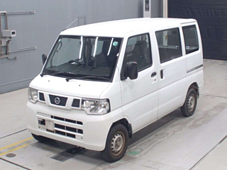 NISSAN CLIPPER VAN