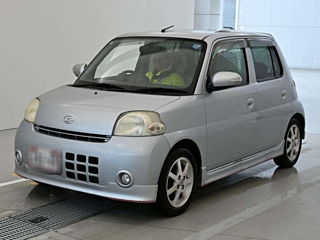 DAIHATSU ESSE