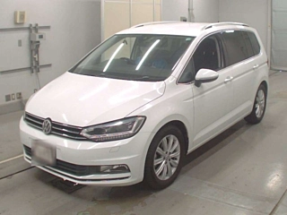 VOLKSWAGEN GOLF TOURAN