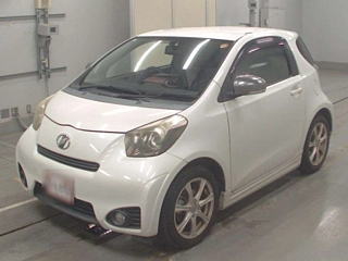 TOYOTA IQ