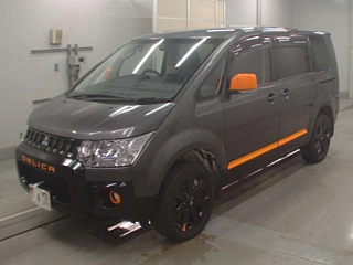 MITSUBISHI DELICA D5