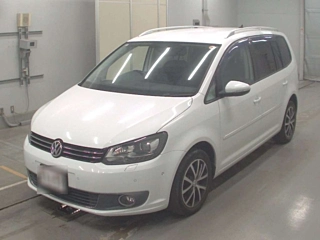 VOLKSWAGEN GOLF TOURAN