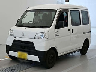 TOYOTA PIXIS VAN