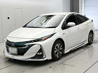 TOYOTA PRIUS PHV