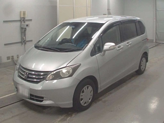 HONDA FREED