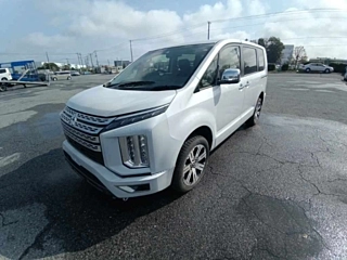 MITSUBISHI DELICA D5