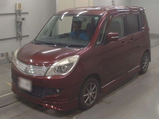 MITSUBISHI DELICA D2