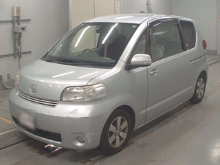 TOYOTA PORTE