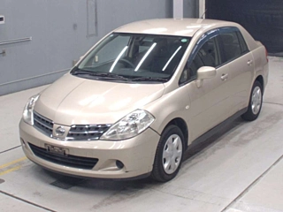 NISSAN TIIDA LATIO