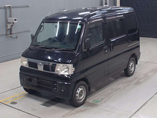 NISSAN CLIPPER VAN