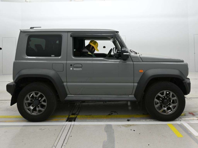 SUZUKI JIMNY SIERRA 2023