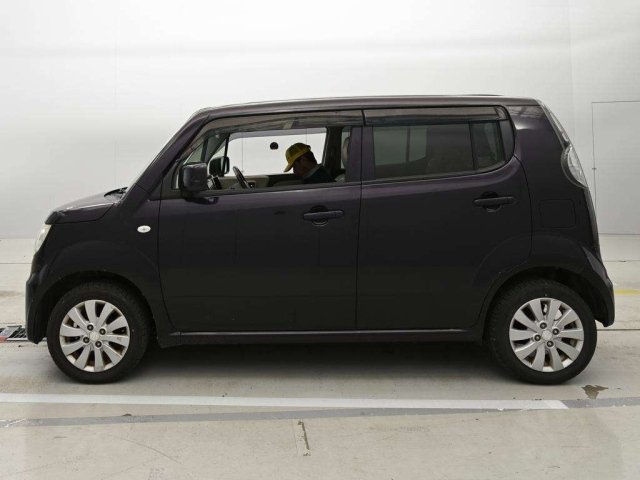 SUZUKI MRWAGON 2013