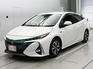 TOYOTA PRIUS PHV