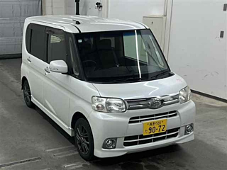 DAIHATSU TANTO 2013