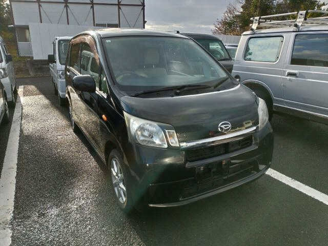 DAIHATSU MOVE 2013