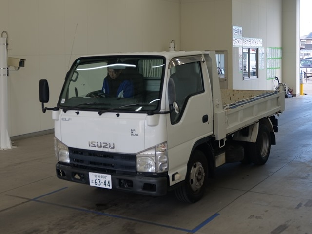 ISUZU ELF 2010