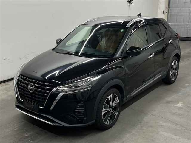 NISSAN KIX 2020