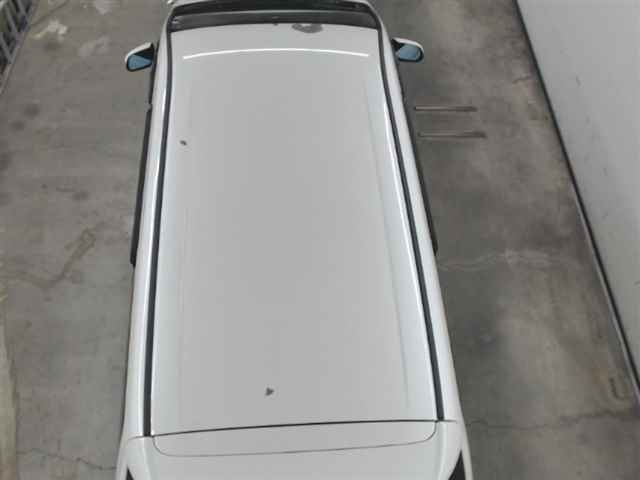 TOYOTA ALPHARD 2010