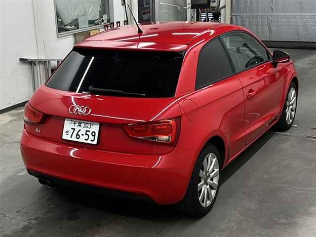AUDI A1 2011