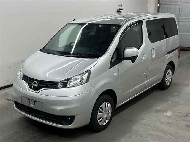 NISSAN NV200 2022