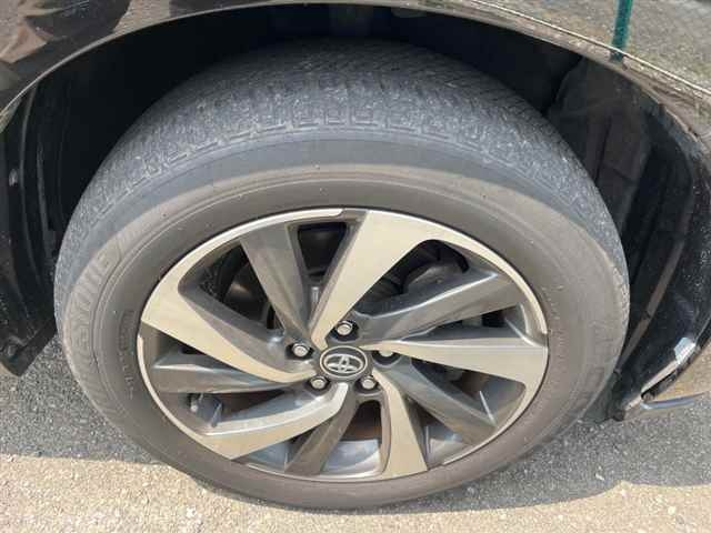 TOYOTA HARRIER 2017