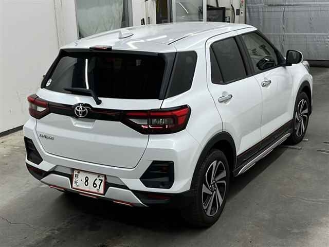TOYOTA RAIZE 2021
