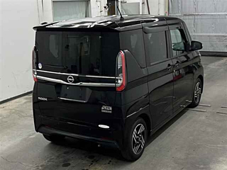 NISSAN ROOX 2024