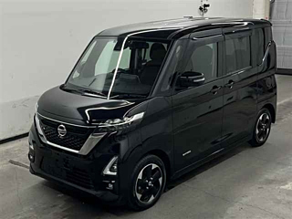 NISSAN ROOX 2022