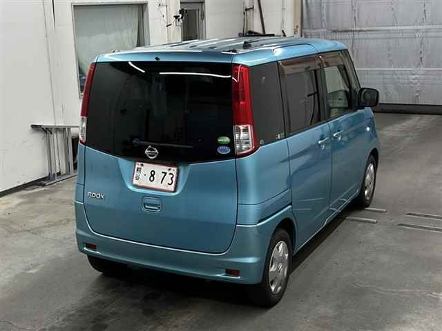 NISSAN ROOX 2012